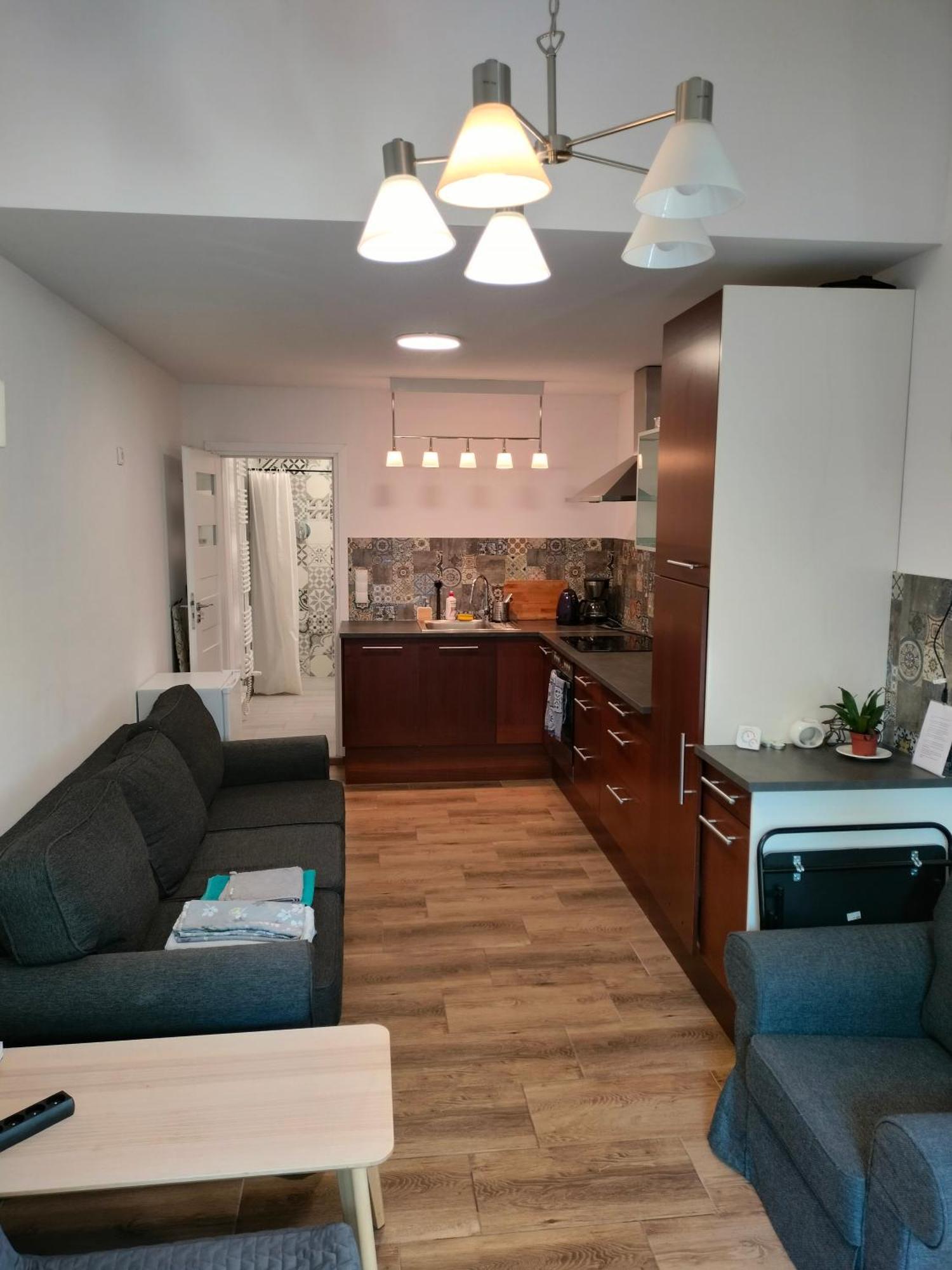 Urocze Studia W Lomiankach, 1- Z Sauna I Tarasem, 2- Z Kominkiem, 3- Ekonomiczne, 7Km Metro Mlociny Warszawa Łomianki Dış mekan fotoğraf