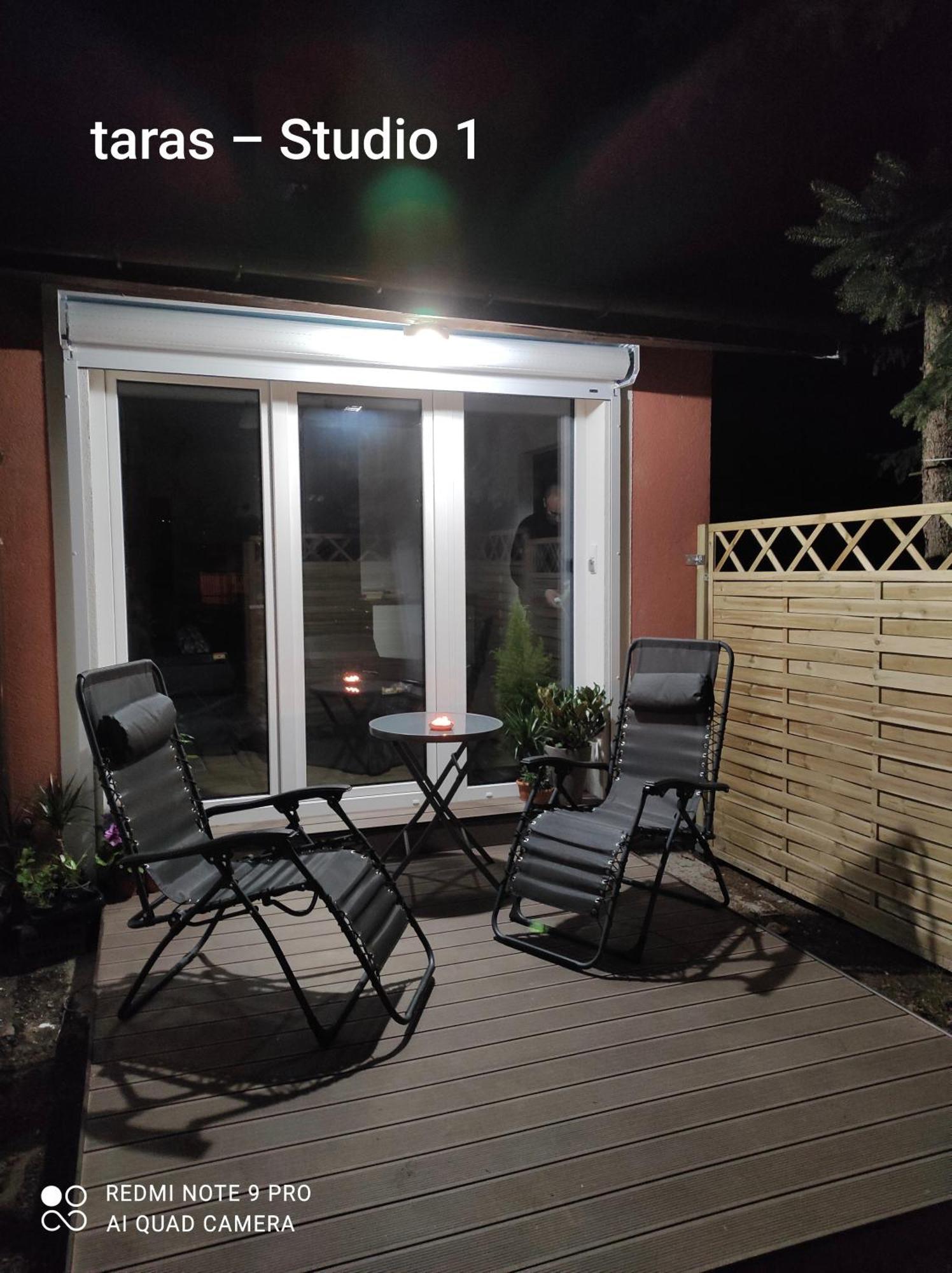 Urocze Studia W Lomiankach, 1- Z Sauna I Tarasem, 2- Z Kominkiem, 3- Ekonomiczne, 7Km Metro Mlociny Warszawa Łomianki Dış mekan fotoğraf